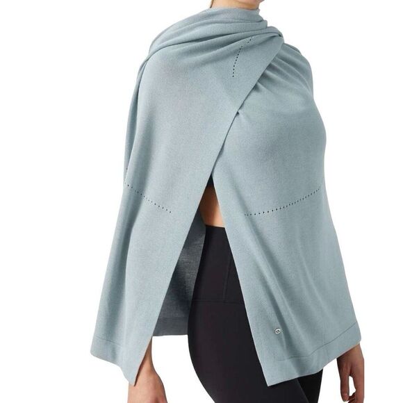 Lululemon Open Mind Wrap Women's One Size Blue - Picture 2 of 8